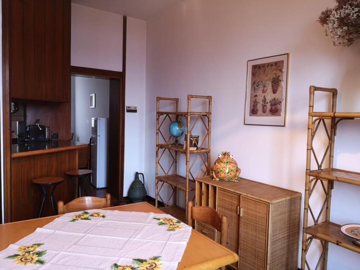 ארונה Appartamento Le Due Rocche מראה חיצוני תמונה